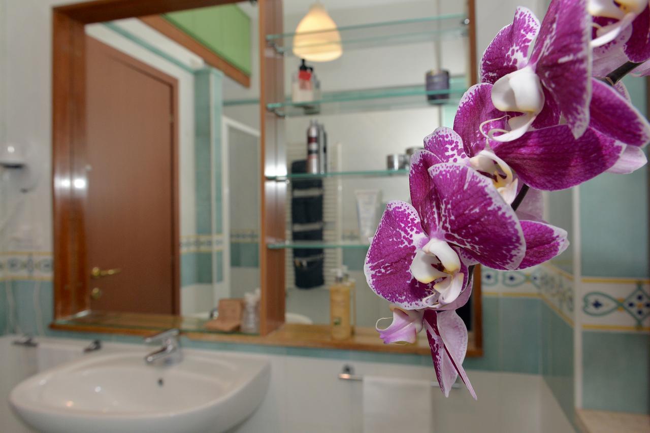 Tizi Apartments Corso Reginna ไมยอรี ภายนอก รูปภาพ